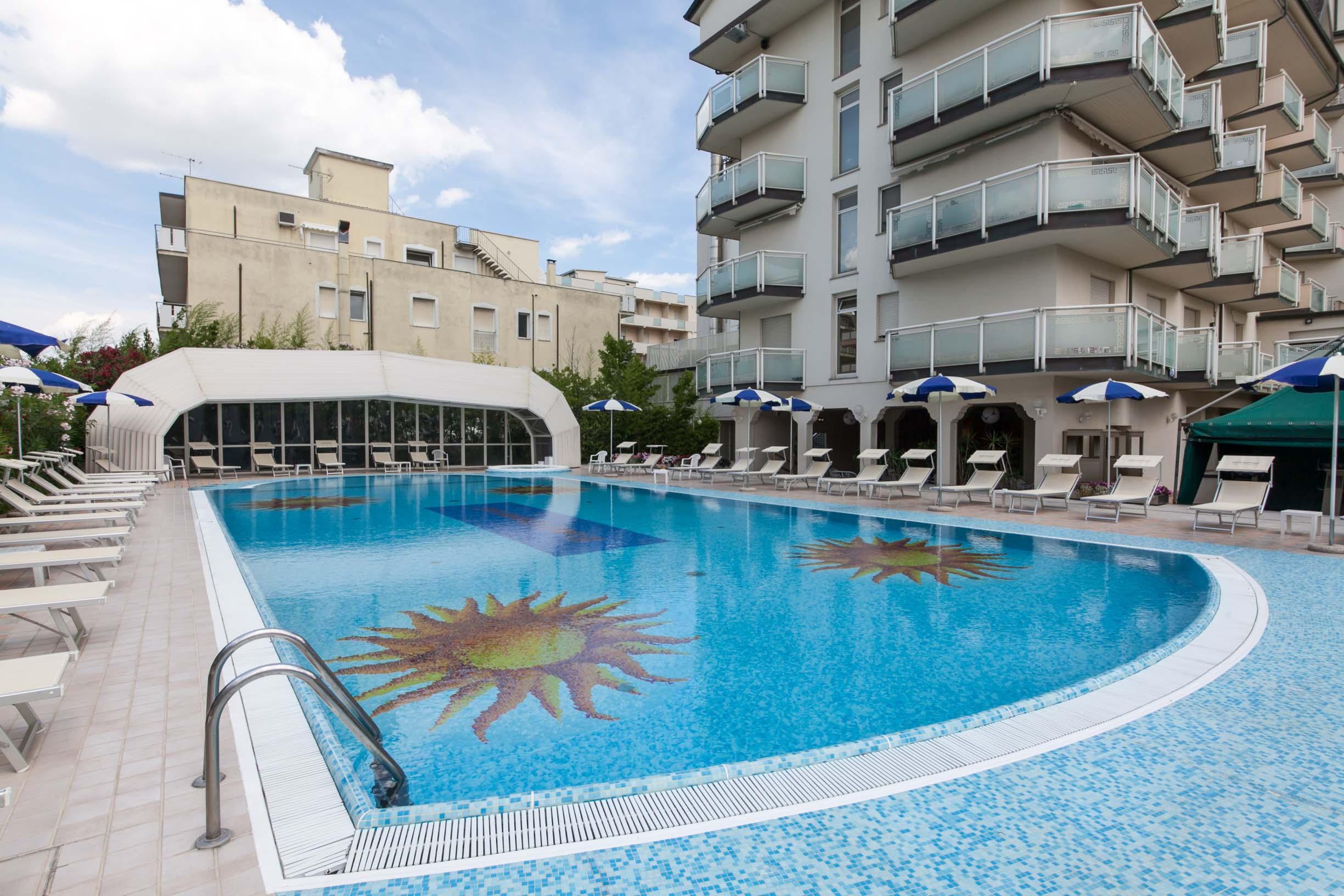 Universal Hotel Cervia Exteriör bild
